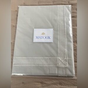 Matouk Cecily KING SHAM  Bergamo 550 TC Silver 21”x36”  NWT MSRP $385